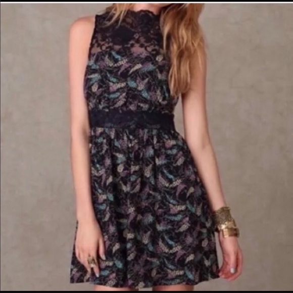 Free People Dresses & Skirts - FREE PEOPLE tea for two lace open sides floral XS